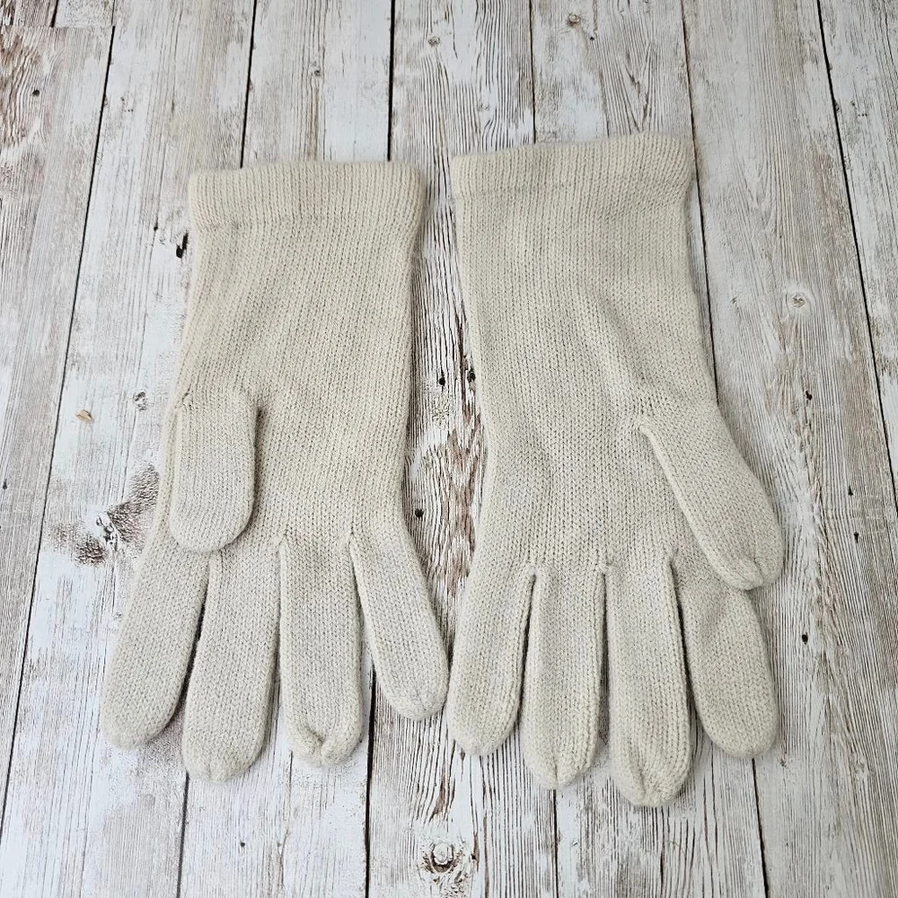 Women's New York & Company Beige Gloves